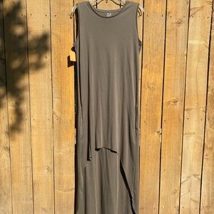 NWT women’s sleeveless dress by PLANET
